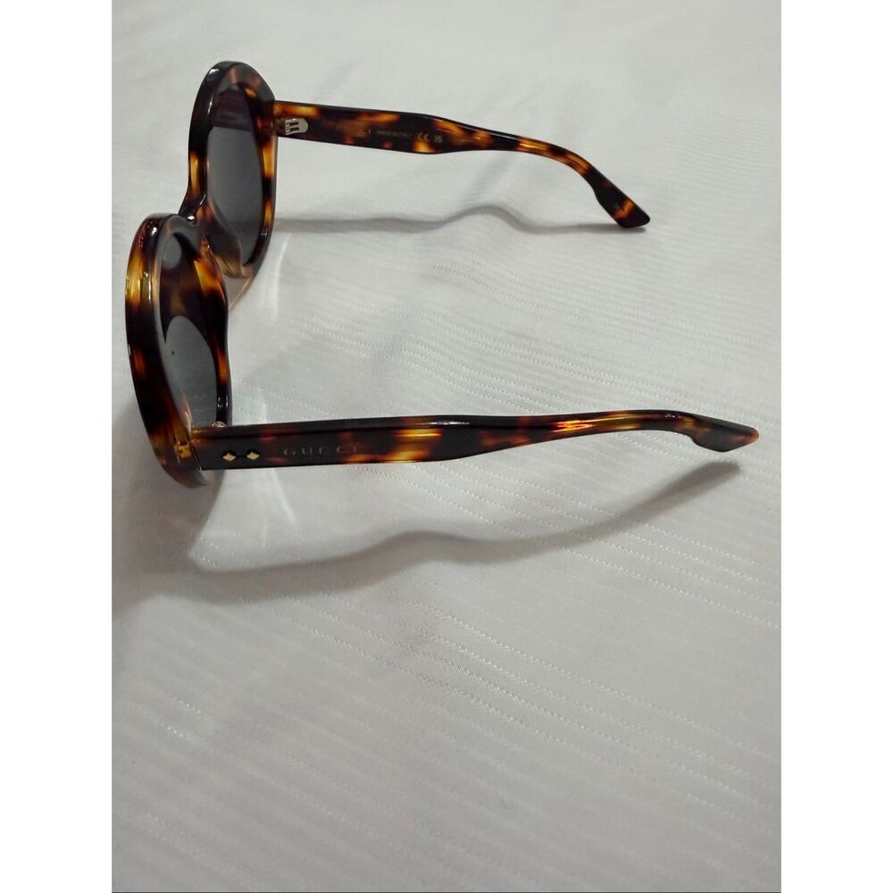 GUCCI GG1081S Women’s Tortoise Sunglasses - Picture 6 of 13